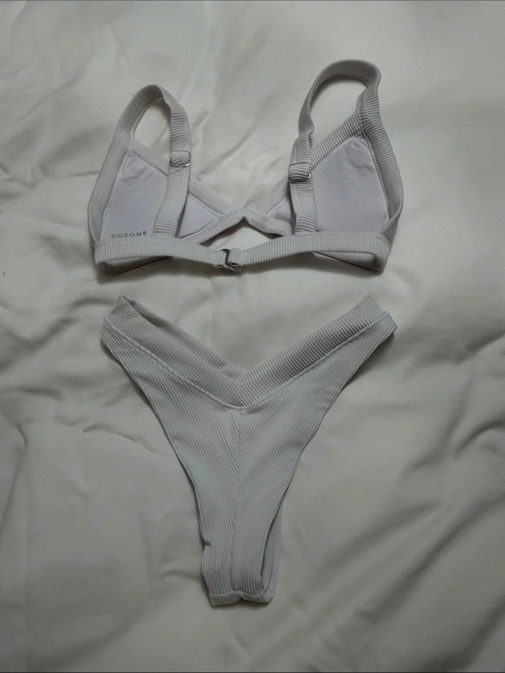 One one Ribbed white V-Waist Bikini Set